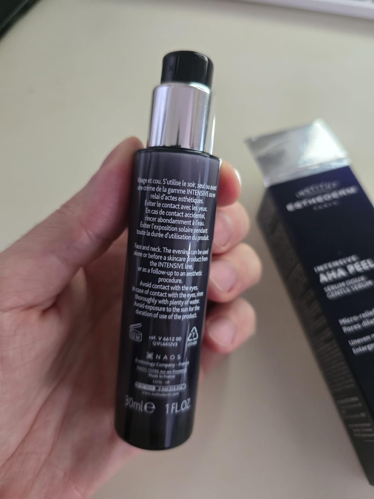 Institut Esthederm Intensive AHA Peel Siero 30ml Levigante