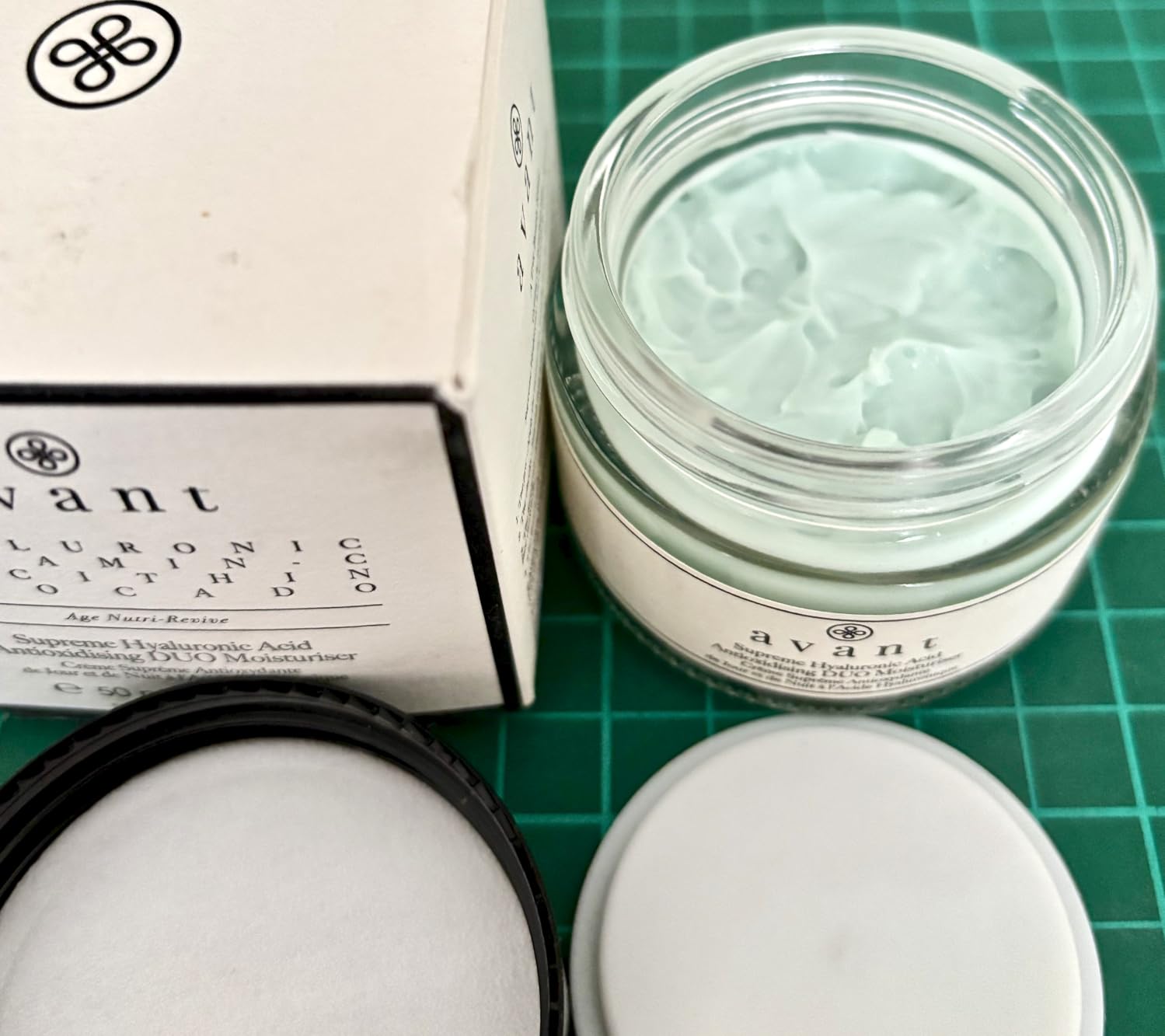 Avant Acido Ialuronico Duo crema viso Light 50 ml antiossidante